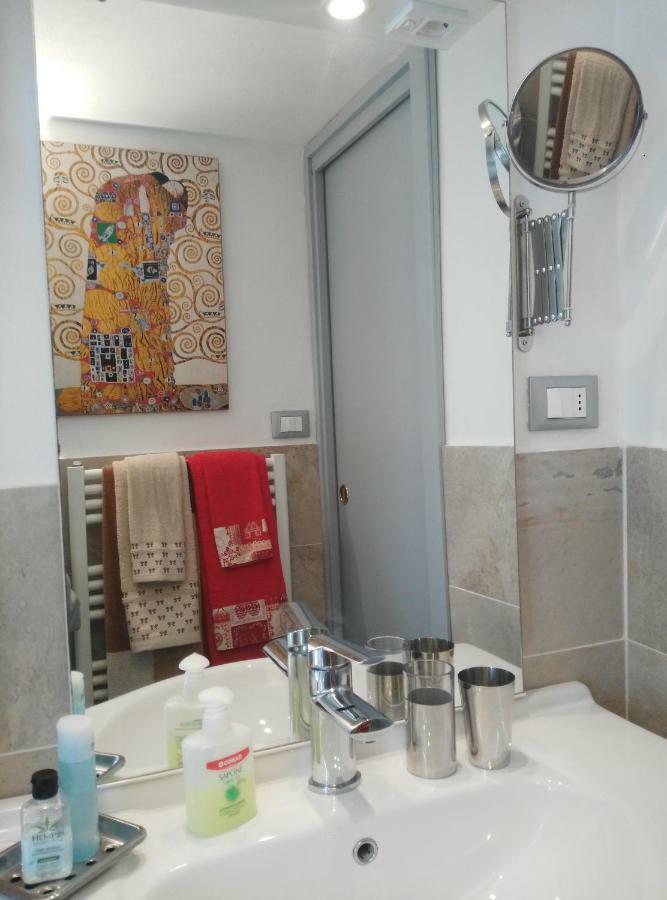 Appartamento Di Marzia In Oltrarno Florens Exteriör bild